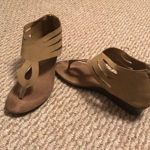 Wedge sandals